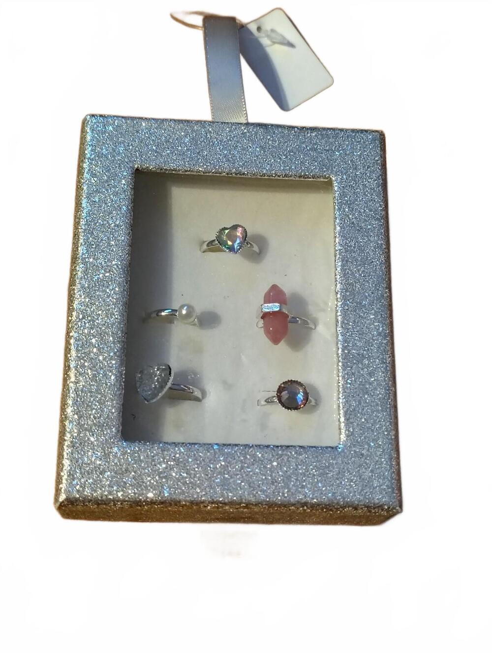 Claire's Ring Gift Box 5 Adjustable Rings